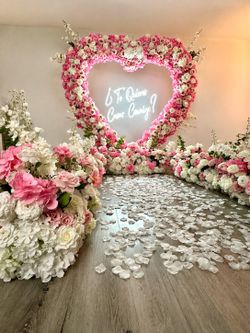 ✨ Create a memorable moment with one of our beautiful proposal setups!