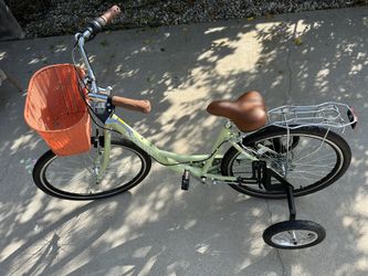 Mooncool city light women’s bike with adult training wheels size 26