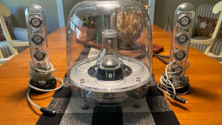 Hartman/Kardon Speakers