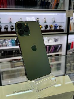 iPhone 13 Pro Max 256GB Unlocked Pre-owned