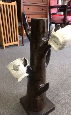 Solid wood holder for cup or jewelry