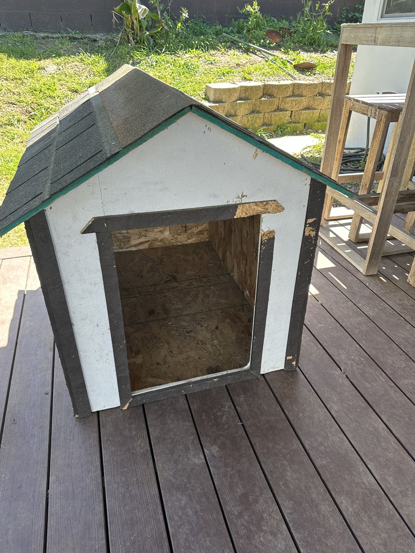 Large Dog House 
