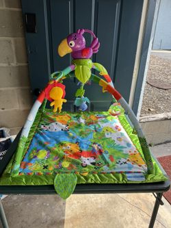 Fisher-Price Baby Playmat Rainforest Music & Lights Deluxe Gym with 10+ Activities & Toys for Developmental Play for Newborns Ages 0+ Months Takes 2 A