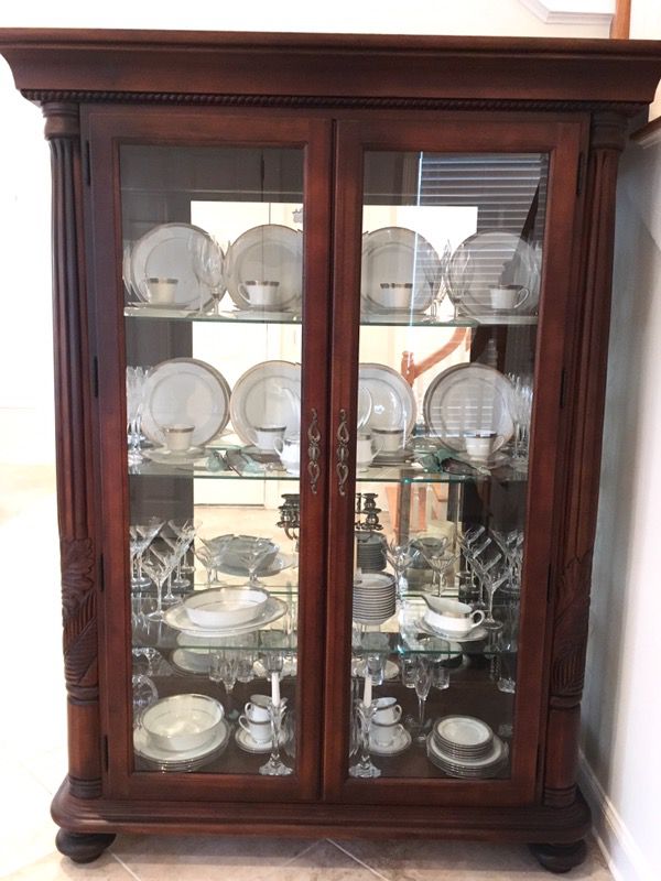 China Display Cabinet Ernest Hemingway By Thomasville For Sale
