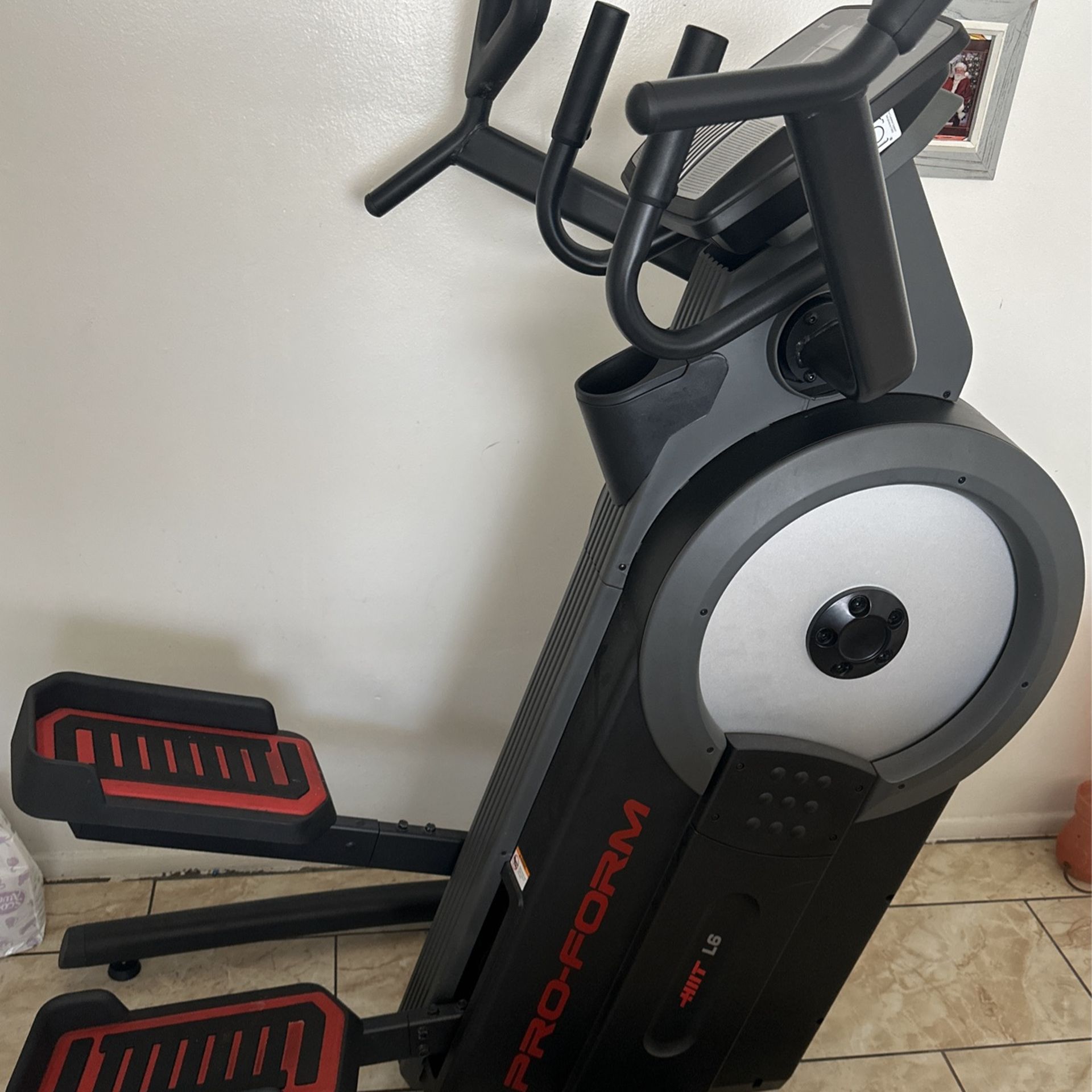 Elliptical Cardio Machine Pro Form With Bluetooth Smart 