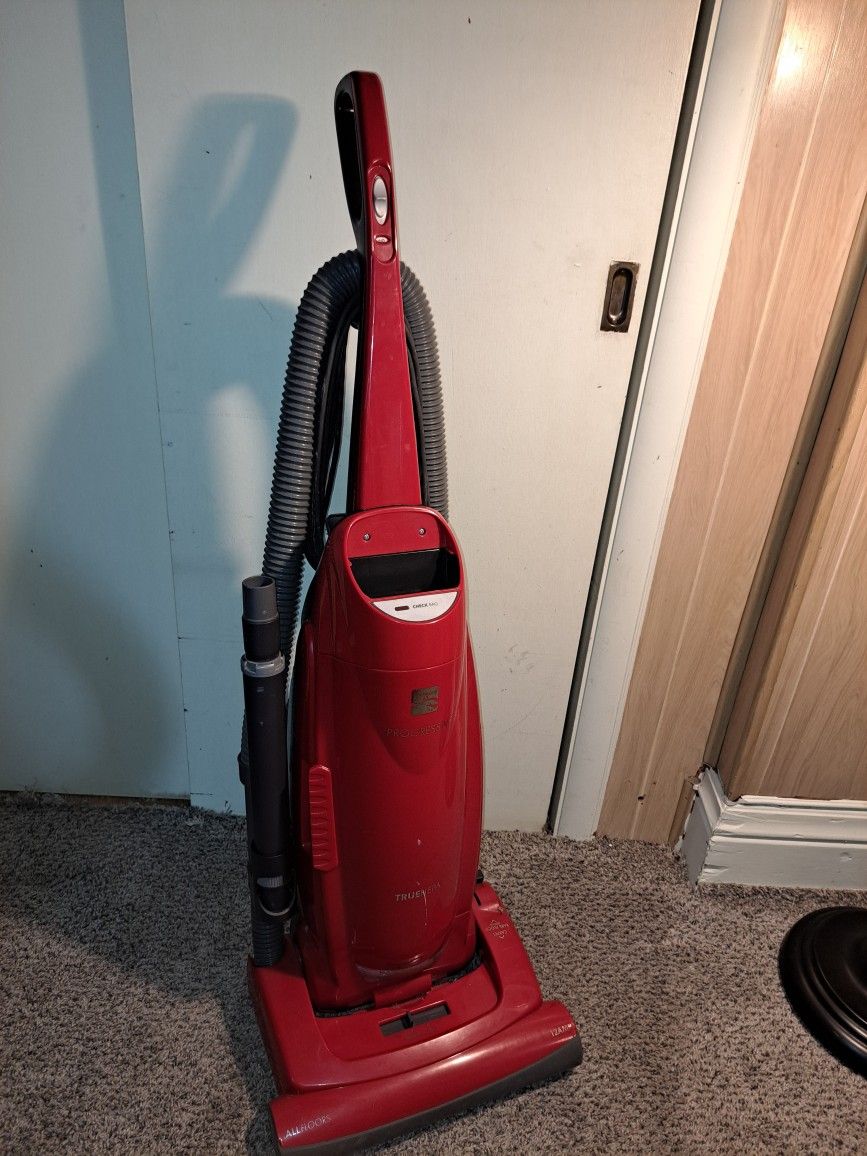 Kenmore Progressive 12Amp Vacuum Cleaner