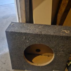 10" Subwoofer Box