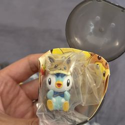 Rowlet - Pikachu & Eevee Fan Figure 1.5" gacha toy