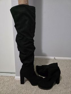 ShoeDazzle Black Tall Heeled Boots – Approx. Size 8–9