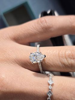 💍Pear shaped (teardrop) 2.34 ctw moissanite ring💍 OBO