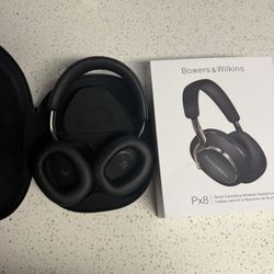 Bowers and Wilkins Px8