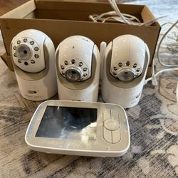 Infant Optics DXR-8 Monitor And Cameras 