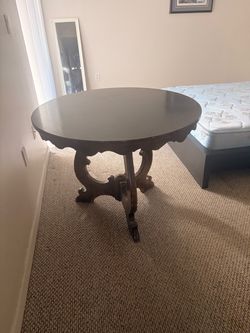 Round Dining table by Guido Zichele, made in Mussolente, Italy, for Bloomingdale's New York.
