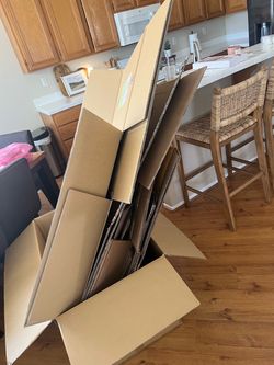 Free moving boxes and bubble wrap