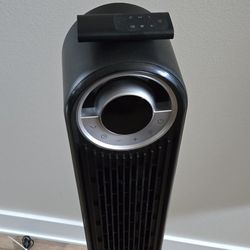 Black Tower Fan With Remote 
