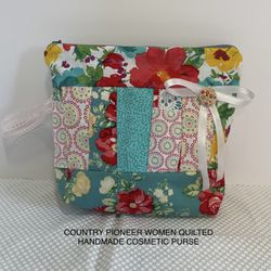 COUNTRY PIONEER WOMAN QUILTED HANDMADE COSMETIC PURSE WITH ZIP