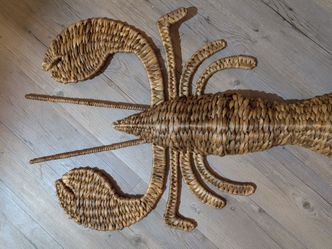 Seagrass wall hanging lobsters