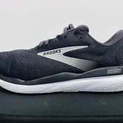 BROOKS GHOST 16 NEUTRAL BLACK RUNNING SHOES WITH WHITE ACCENTS SIZE: 12.5 MENS