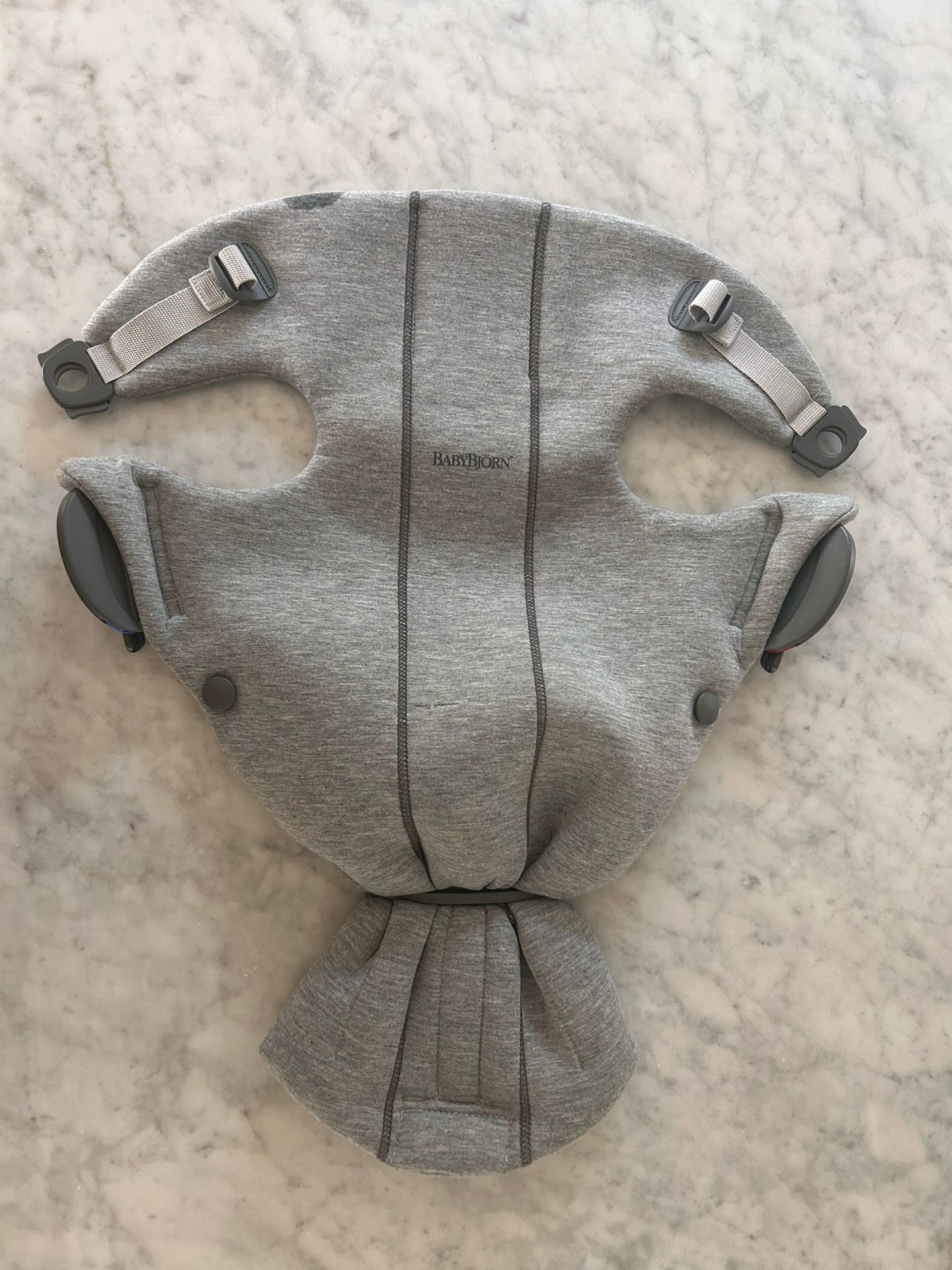 BabyBjörn Carrier Mini in Light Gray 3D Jersey