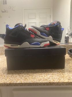 Jordan 4s