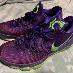 Kevin Durant size 13 mens shoes  asking 35 for them