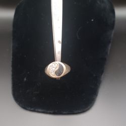 14K Hawaiian Black Coral & Diamond Ring 