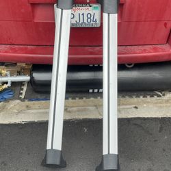 Yakima whispar S5W 5295 Whispbar S5 Base Rack $479.00 msrp originally 