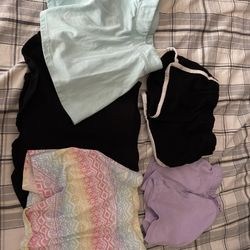  Shorts Size 5-6 Delivery Make An Offer