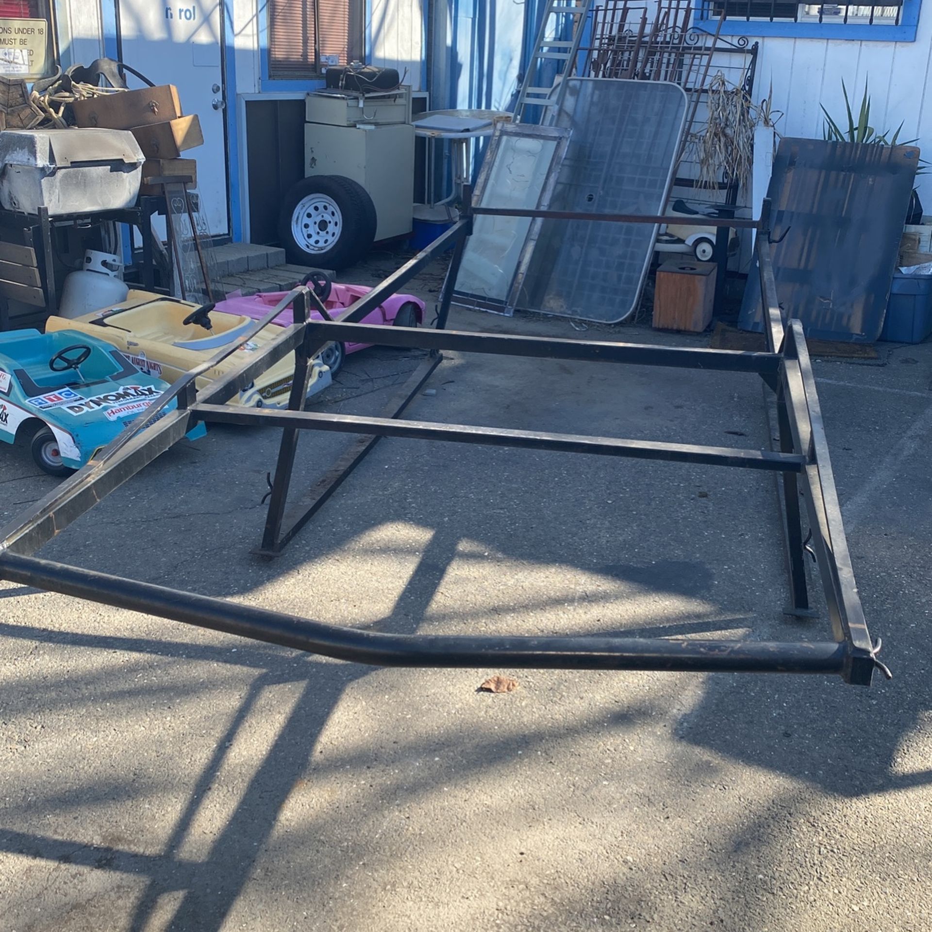 Full-size truck lumber rack