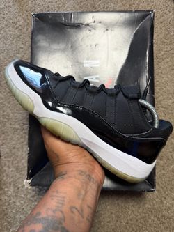 Jordan 11 low size 8