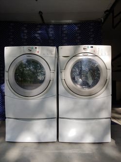 Whirlpool front load washer&dryer with pedestals
