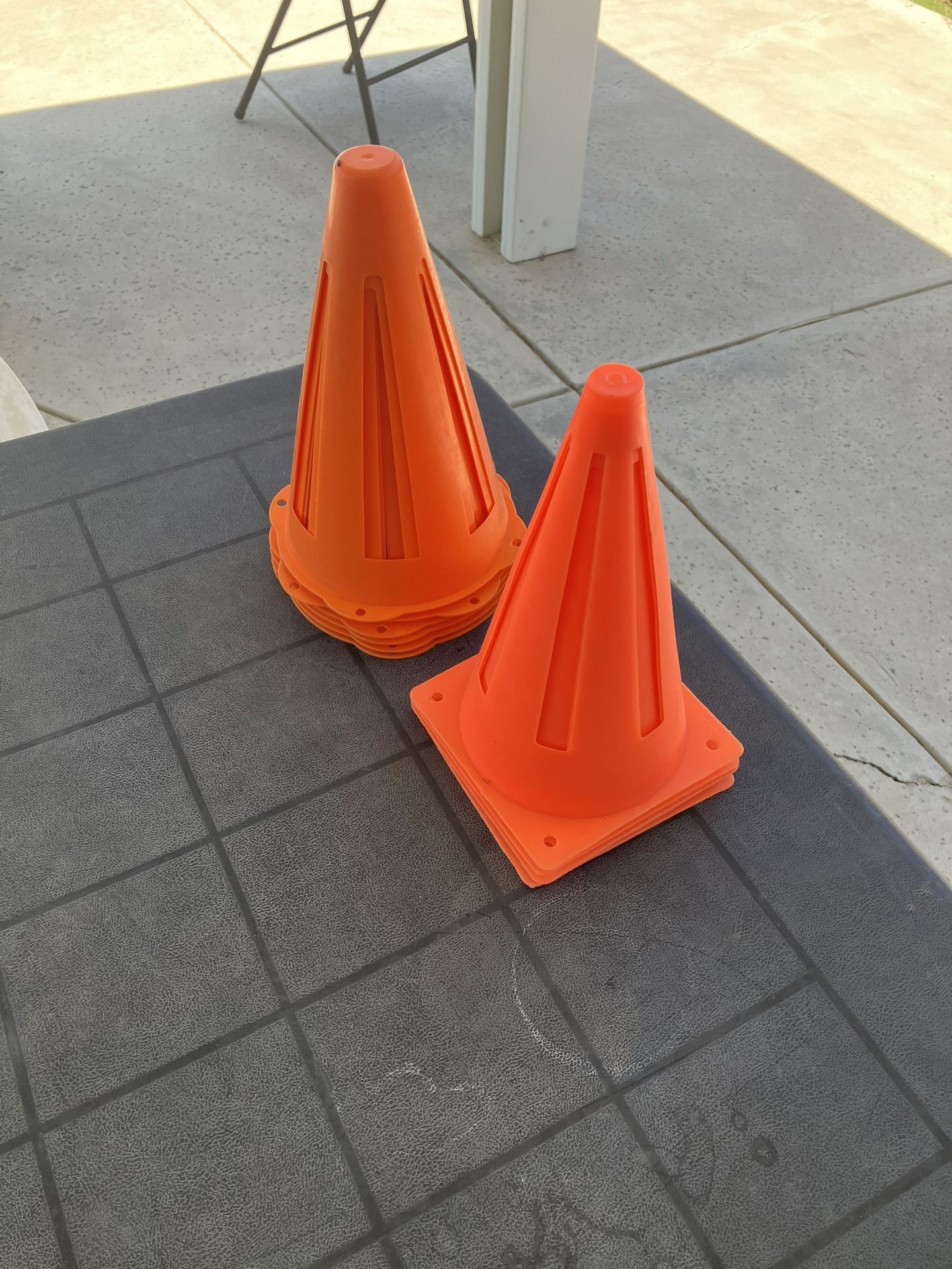 10 Sport Cones