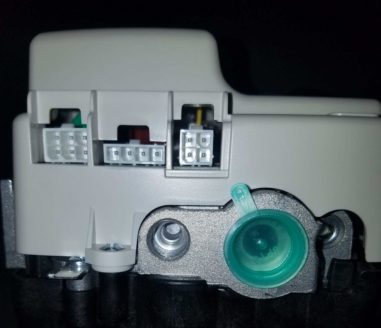 Honeywell Gas valve 4.0in. WC outlet. WV4464B1037 NATURAL GAS ONLY 1/2 PSI  STATE water heaters. for Sale in Clovis, CA - OfferUp