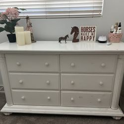 2 White Dressers