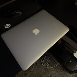 Macbook AIR 13-Inch (2017) *Description*