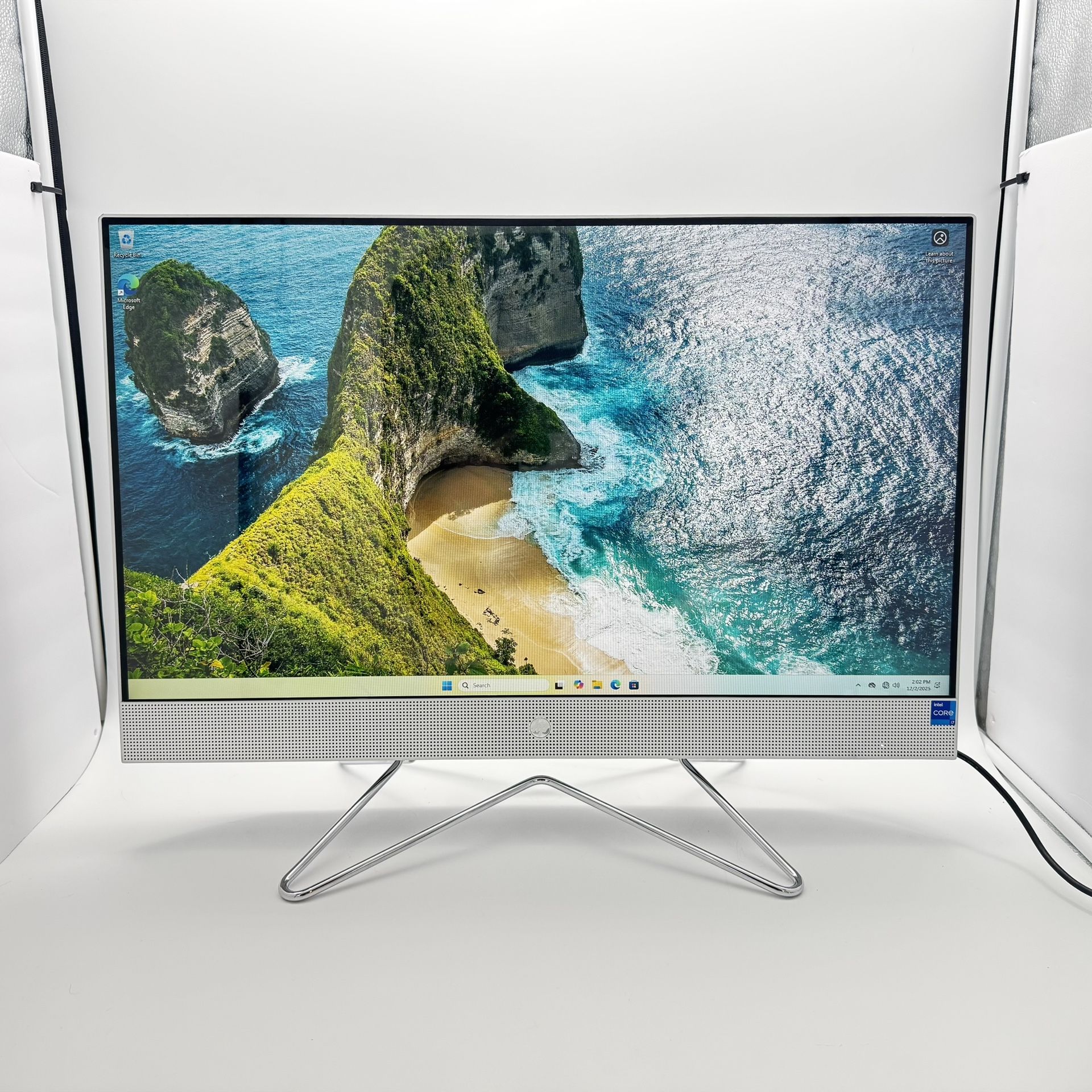 HP 27" Touchscreen All-in-One PC - Core i7 (11th Gen), 16GB RAM, 512GB SSD