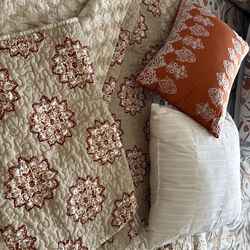 Queen/King Quilted Set