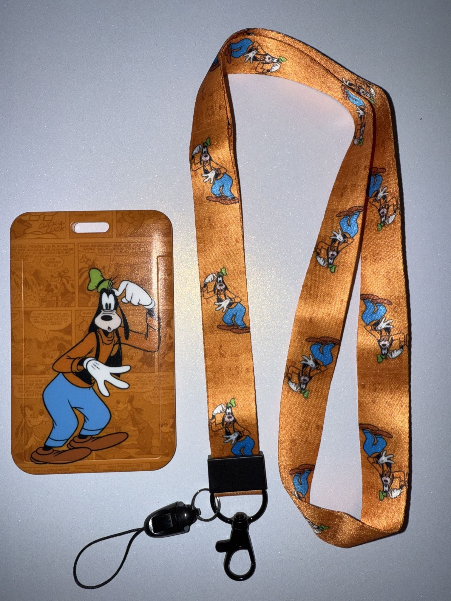 Disney Goofy Card Holder And Lanyard