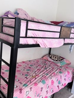 Twin bulk bed for kids selling urgent