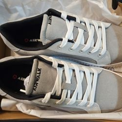 Brand New In Box Airwalk Strong4 Athletic Men's Shoes Size 9 Color Grey Gray