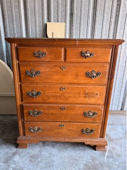 Free solid wood dresser