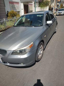 2004 BMW 525i