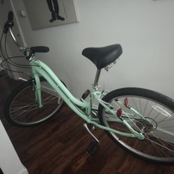 🌿 Like-New Mint Green Huffy Cruiser Bike – Tuned, Cleaned, Ready to Ride! – $138.99 OBO