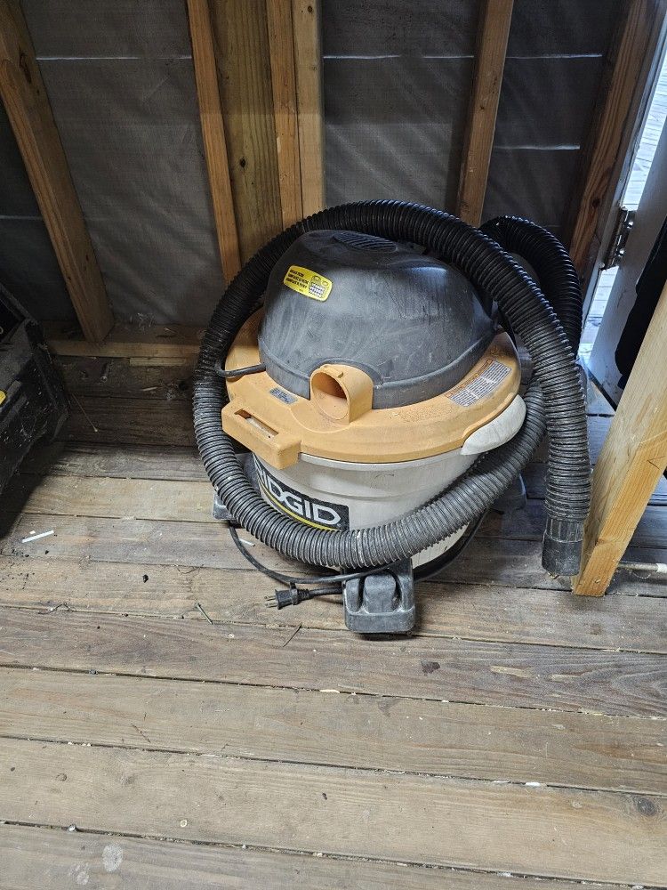 Rigid Shop Vac