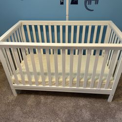 Baby Crib And Mattress 
