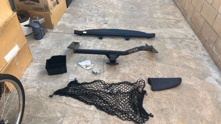 2022 Lexus hitch with accessories