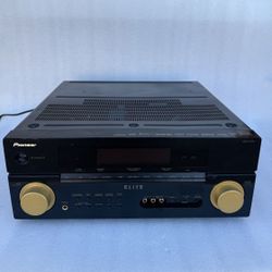 Pioneer Elite Audio Video VSX-01TXH 390 Watt Multi Channel Receiver 