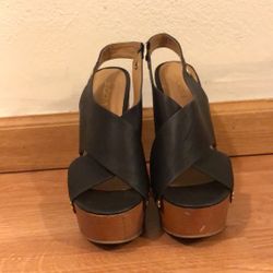 Woman’s Wedges Size: 8