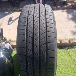 Llanta Michelin SIZE 225/60/R16