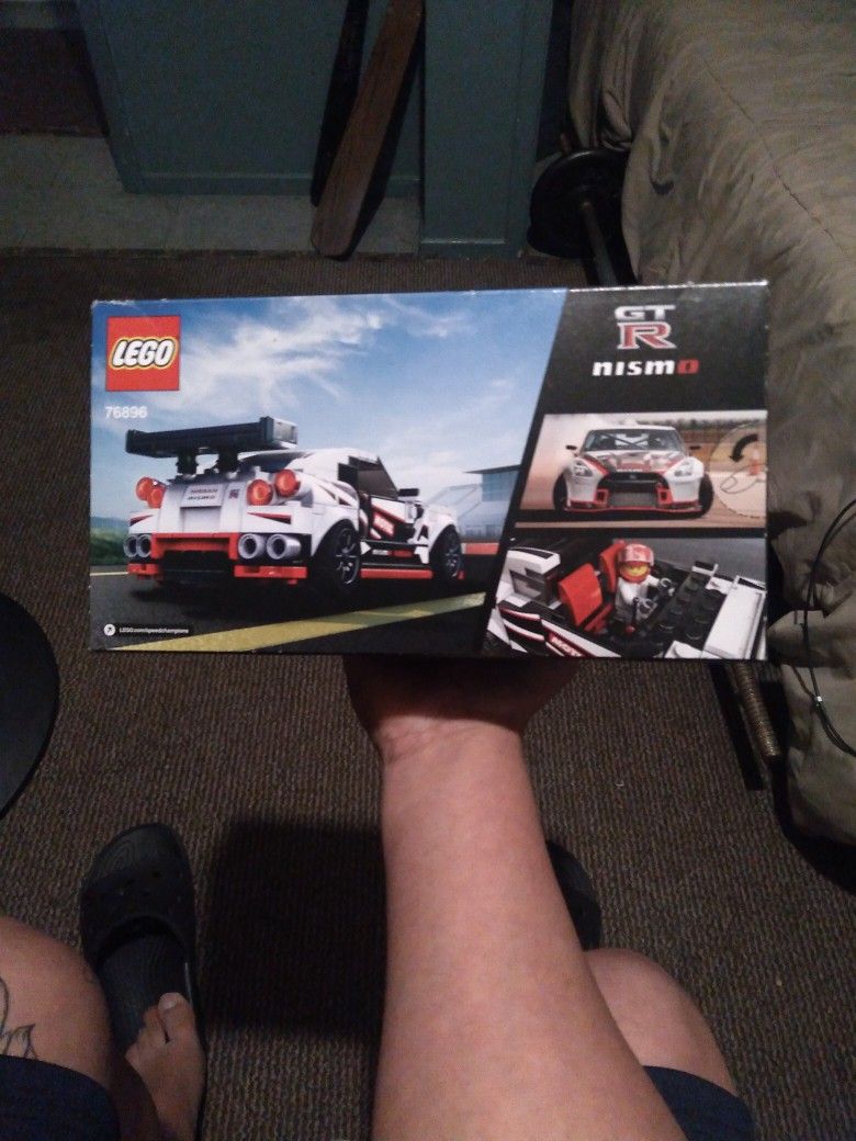 Lego Nissan Gt